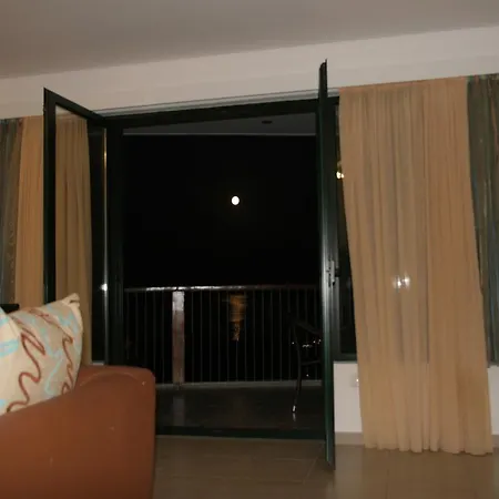 Princes ' Islands Luxury Residences *