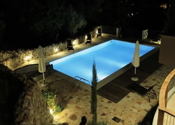 Princes ' Islands Luxury Residences Нидри