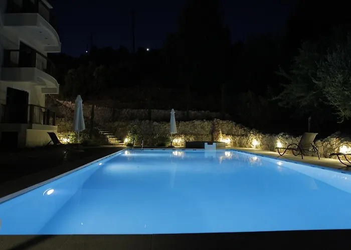 Princes ' Islands Luxury Residences * Нидри