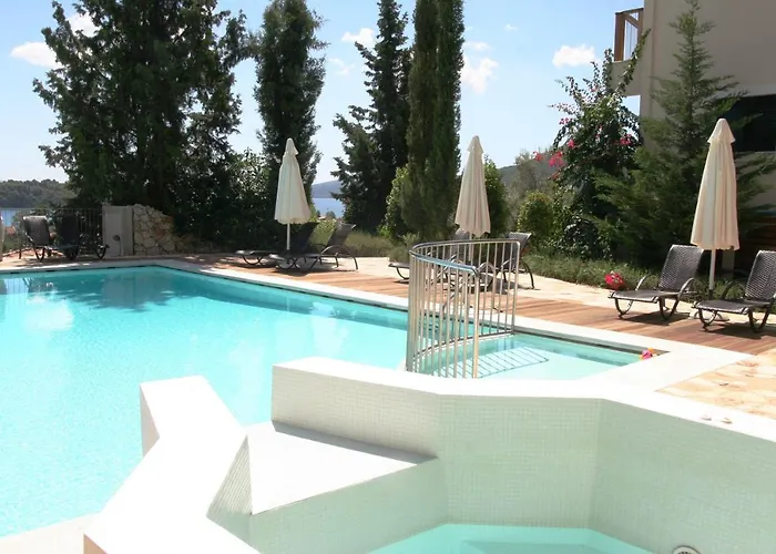 Princes ' Islands Luxury Residences * Нидри